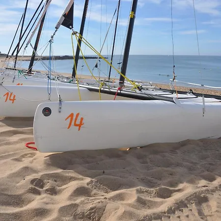 Familial Avec Parking, Balcon Vue Mer, Proche Plages - Fr-1-306-959 *