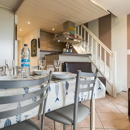 Familial Avec Parking, Balcon Vue Mer, Proche Plages - Fr-1-306-959 *